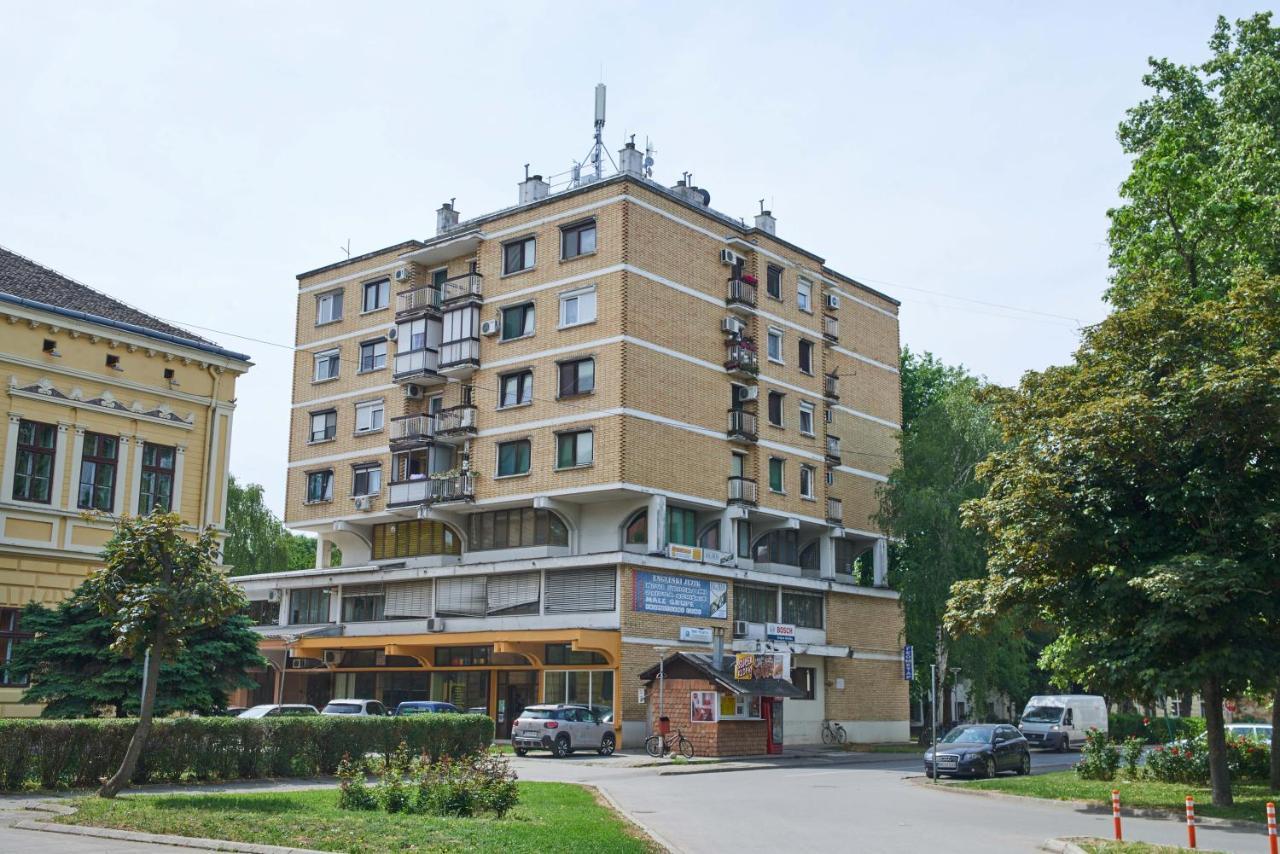 Apartman Ana Bečej Extérieur photo